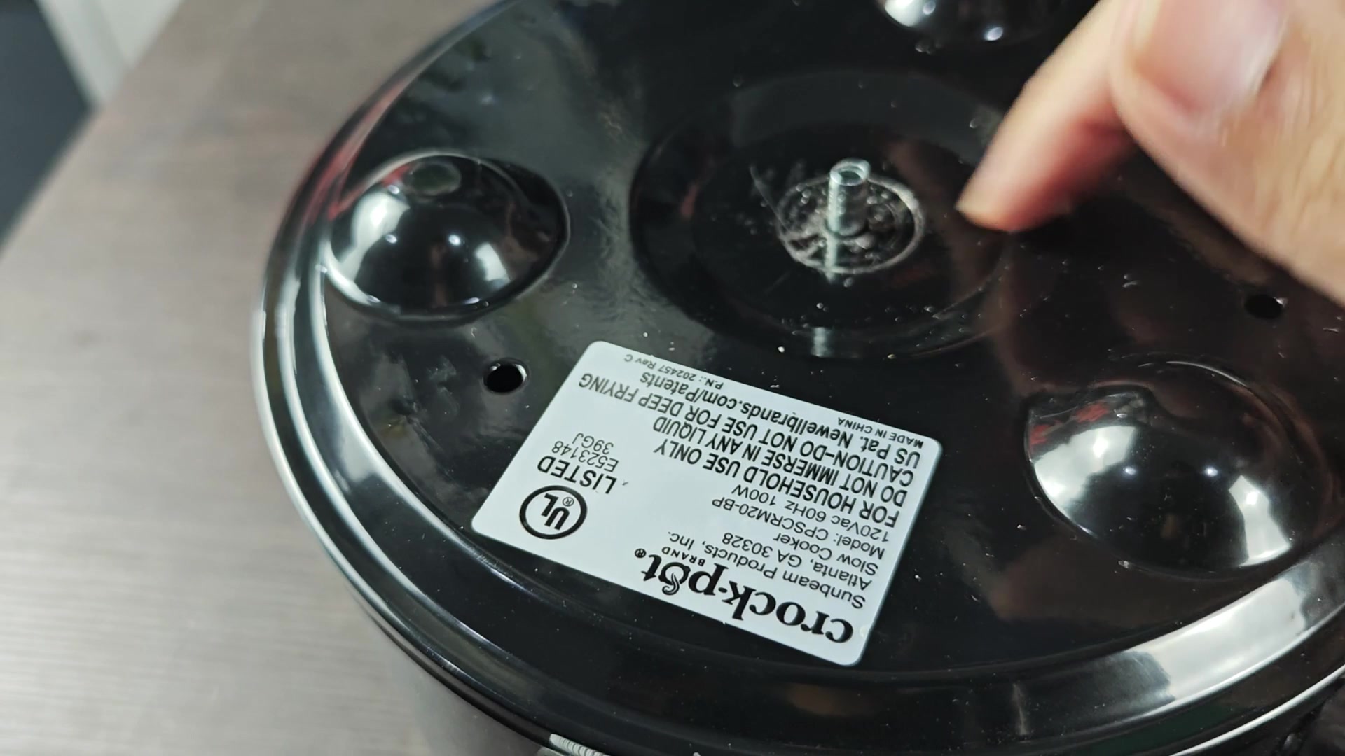 anyone-cracked-open-a-mini-crockpot-those-bottom-rivets-are-weird-5.jpg