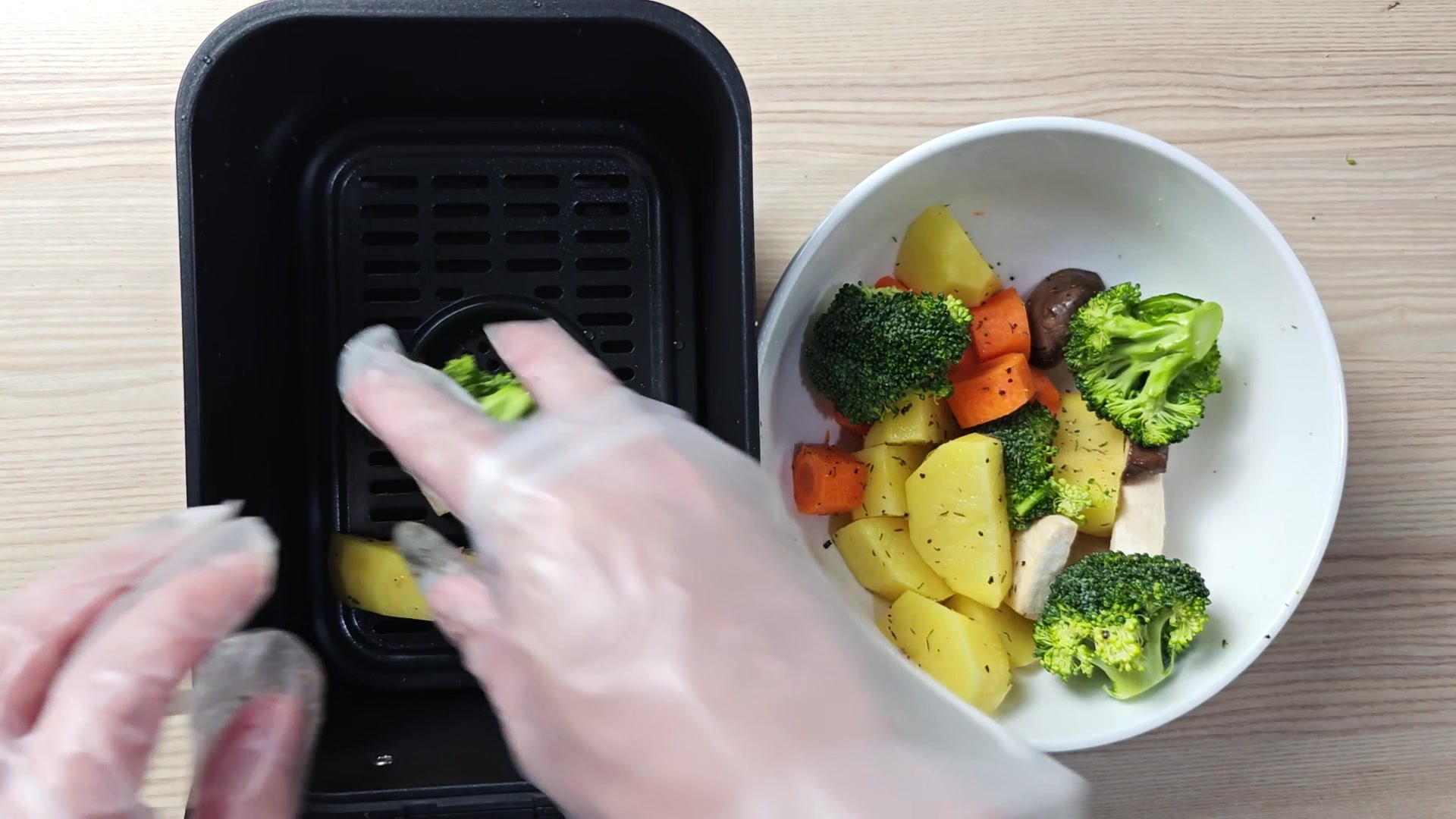anyone-tried-half-a-chicken-veg-in-the-ninja-foodi-dual-zone-4.jpg