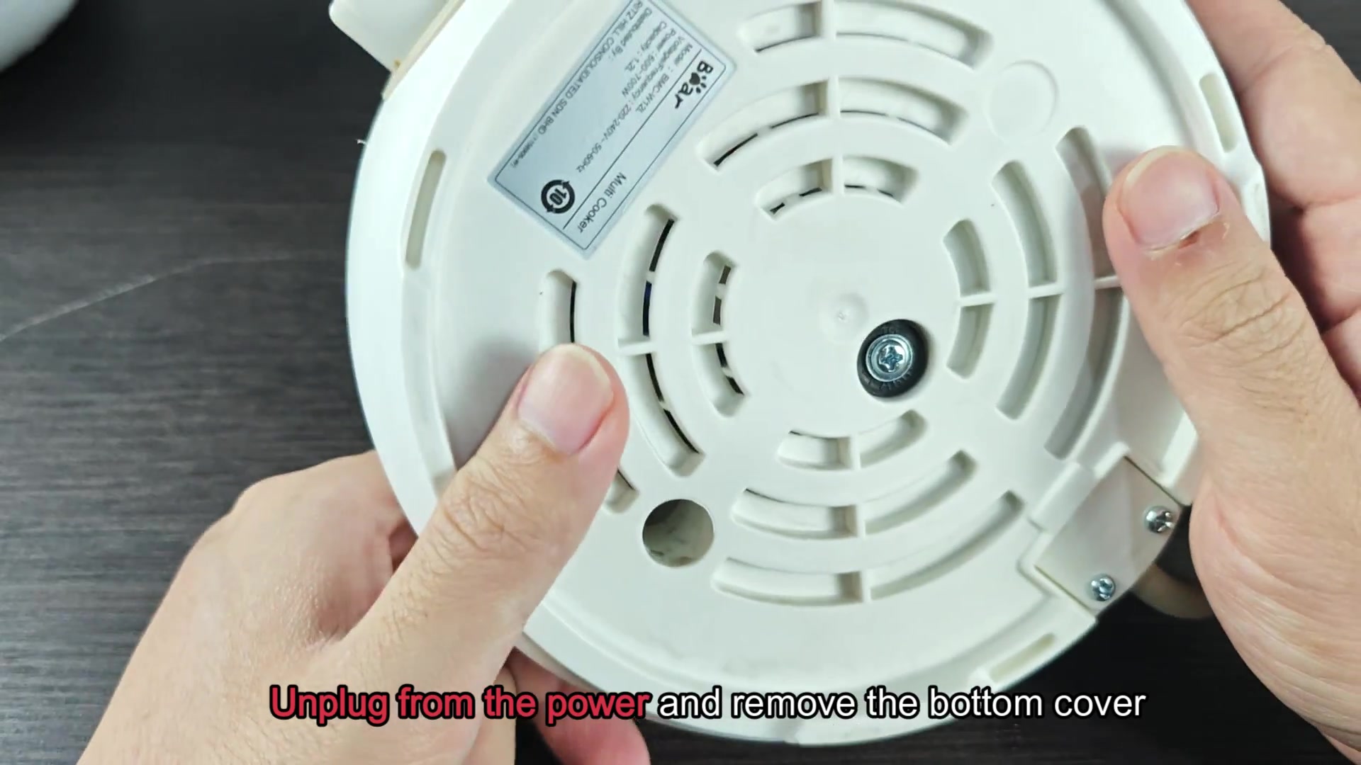 bear-cooker-won-t-power-on-is-it-usually-just-the-fuse-1.jpg