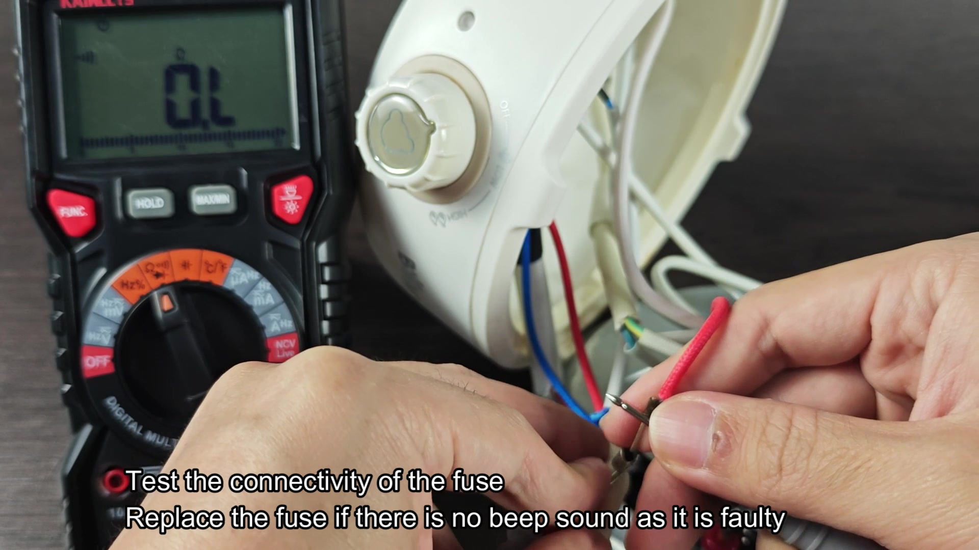 bear-cooker-won-t-power-on-is-it-usually-just-the-fuse-8.jpg