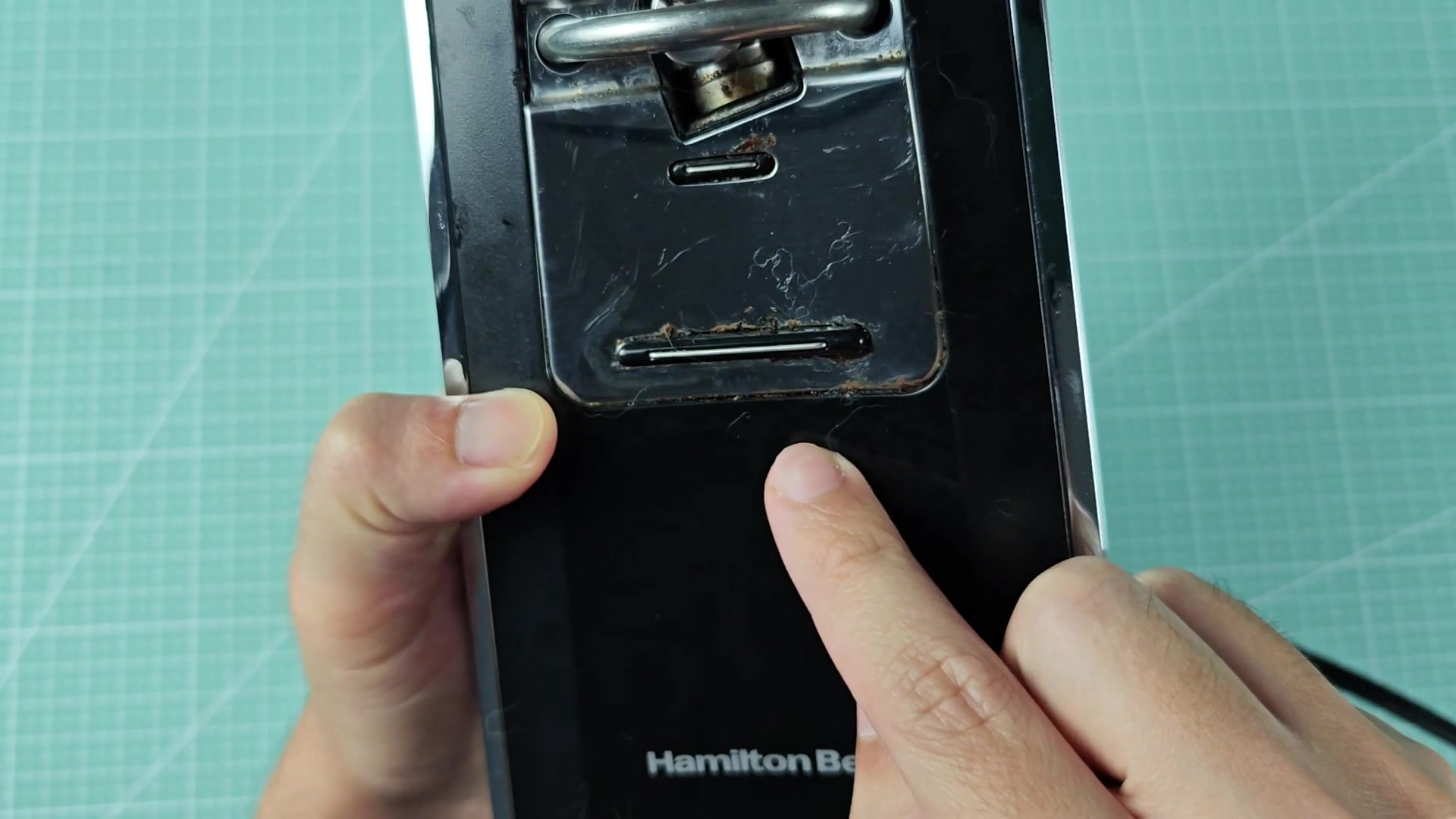 best-way-to-clean-gunk-off-a-hamilton-beach-can-opener-2.jpg