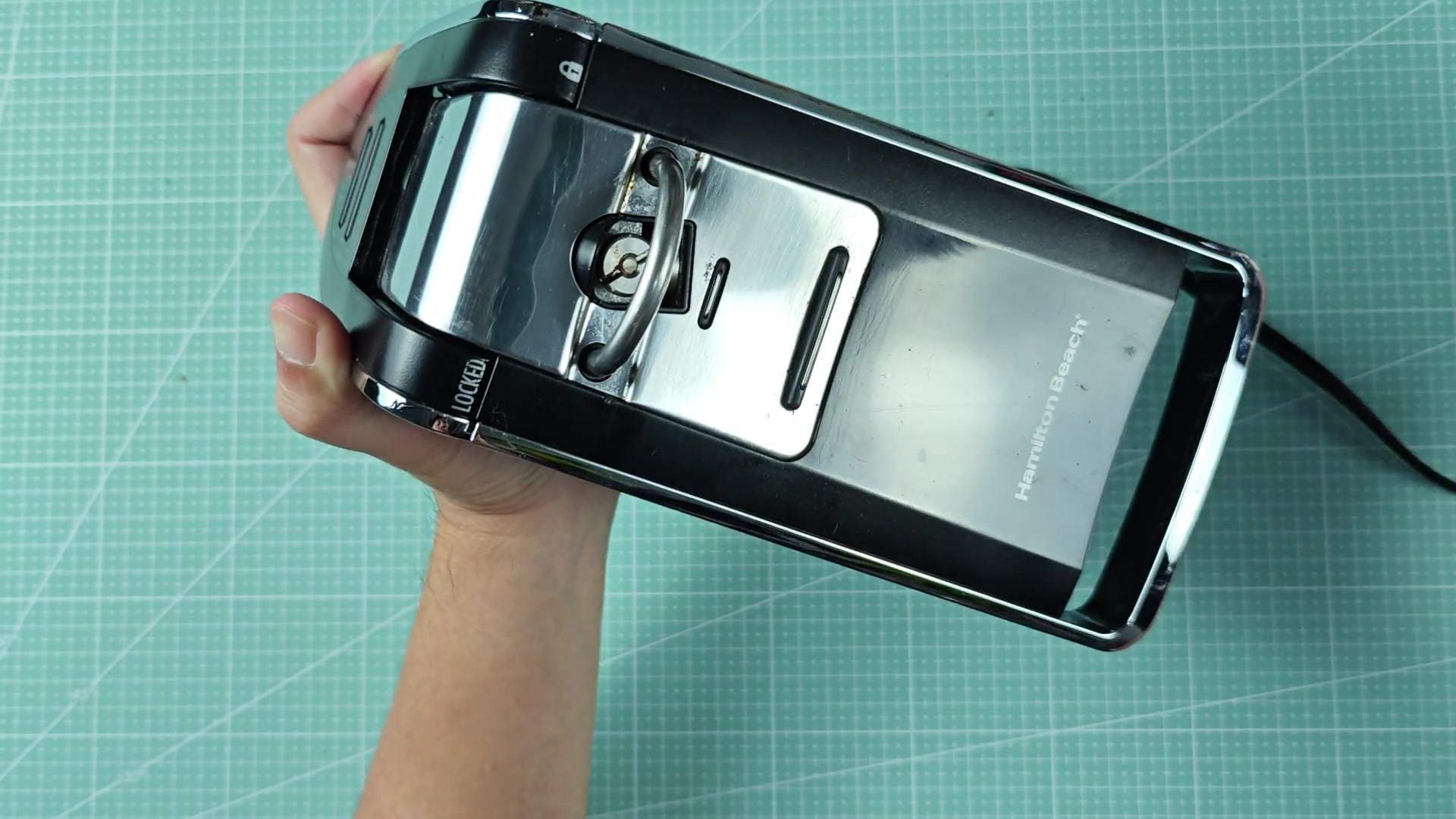 best-way-to-clean-gunk-off-a-hamilton-beach-can-opener-4.jpg