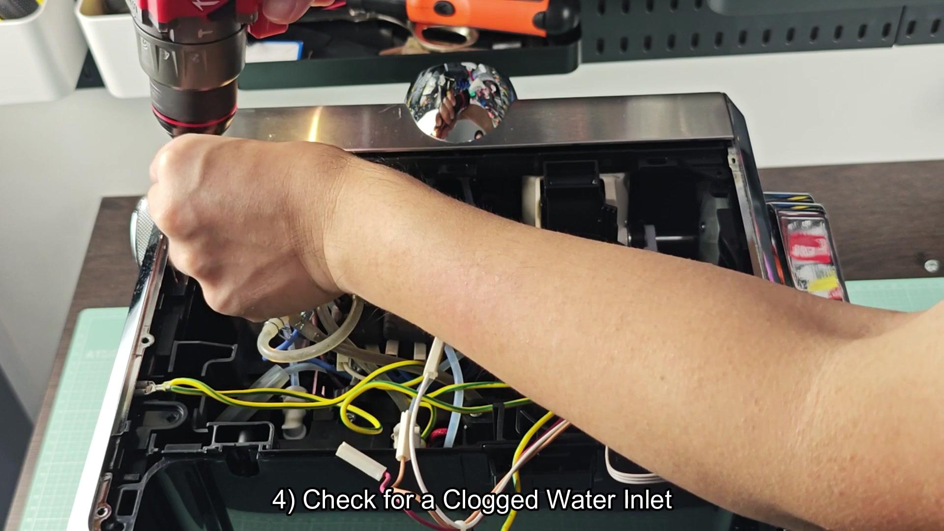 common-reasons-a-delonghi-la-specialista-stops-pumping-water-2.jpg