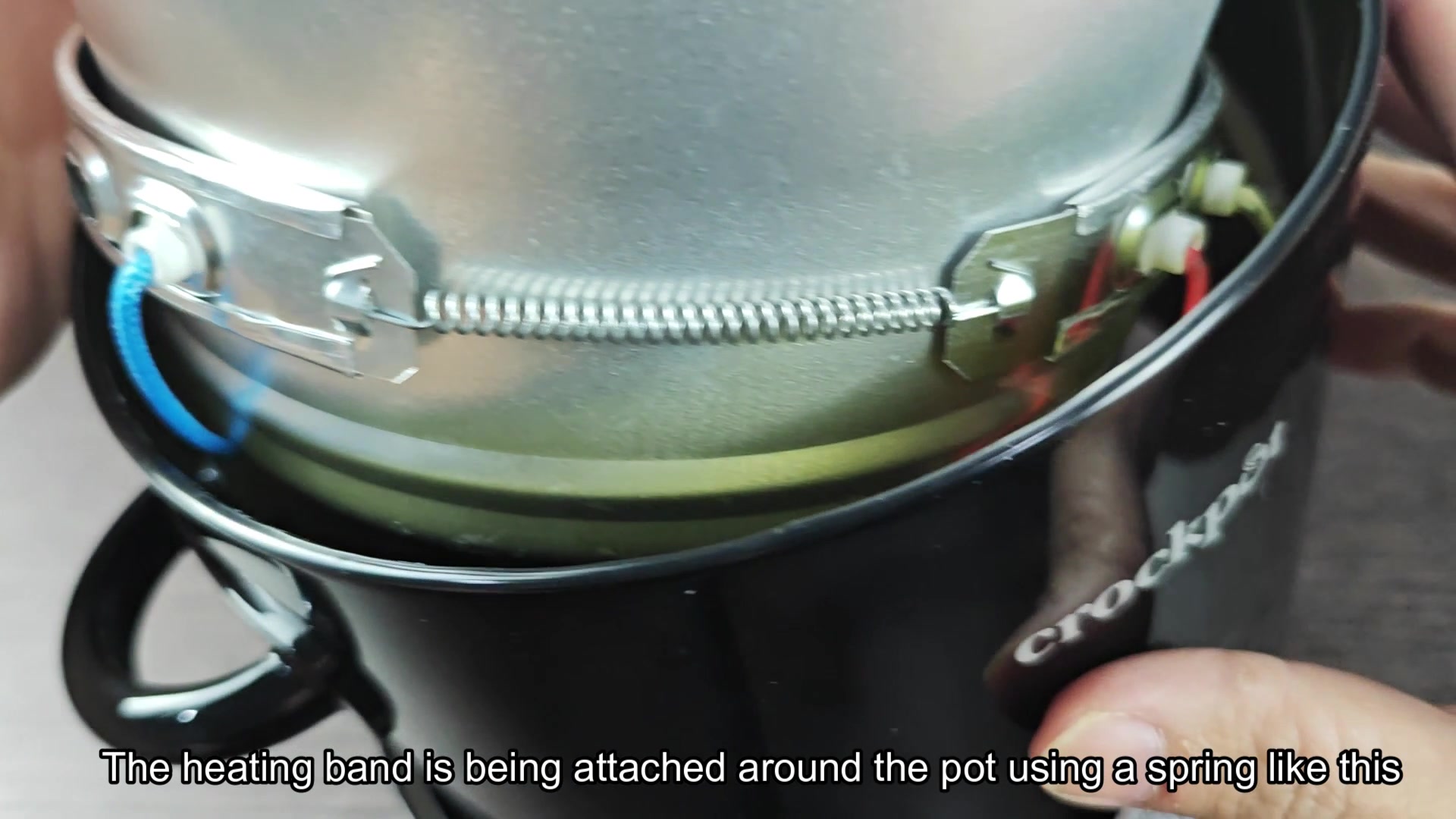 crockpot-won-t-heat-anymore-is-it-usually-the-heating-band-3.jpg