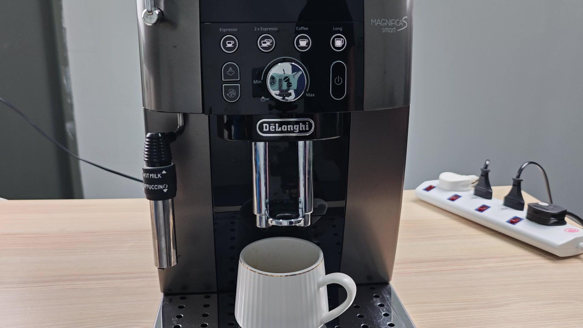 delonghi-magnifica-espresso-routine-is-it-really-just-fill-and-press-5.jpg