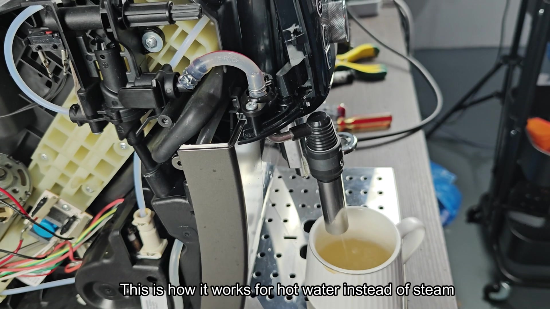 delonghi-milk-frother-not-steaming-what-usually-causes-it-9.jpg