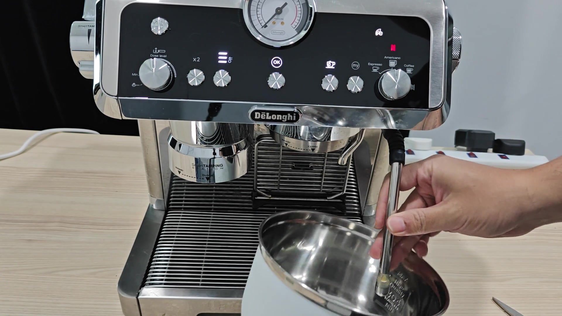 descale-procedure-on-the-delonghi-la-specialista-walkthrough-check-2.jpg