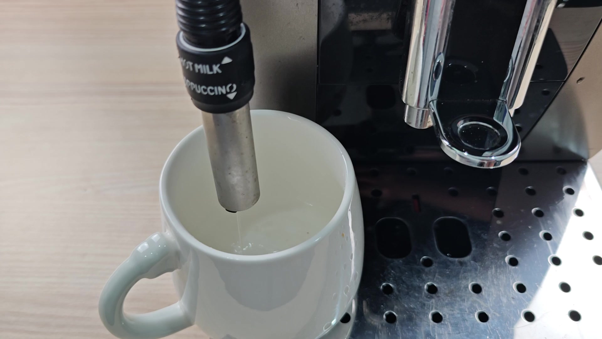 hot-water-only-on-a-magnifica-is-it-really-just-the-knob-2.jpg
