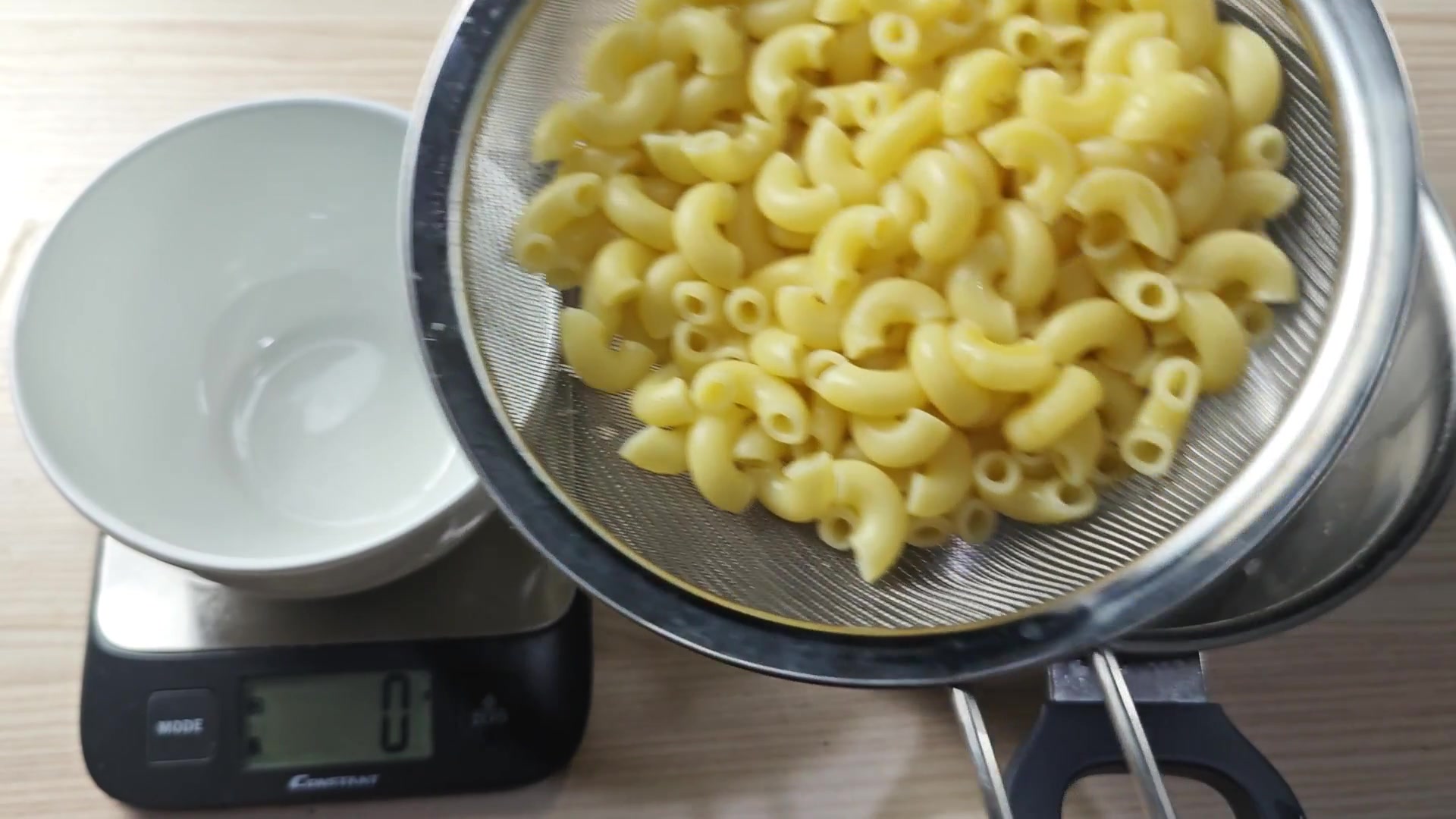 how-much-dry-macaroni-per-person-what-s-everyone-actually-using-4.jpg
