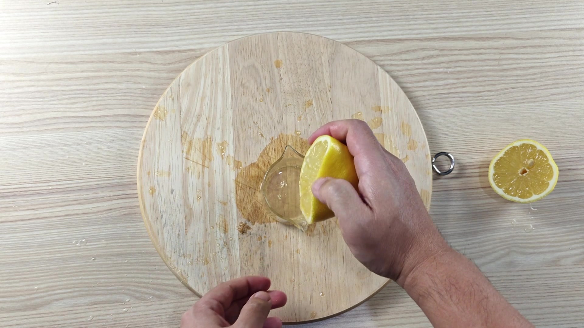 how-much-juice-actually-comes-out-of-one-lemon-by-size-8.jpg