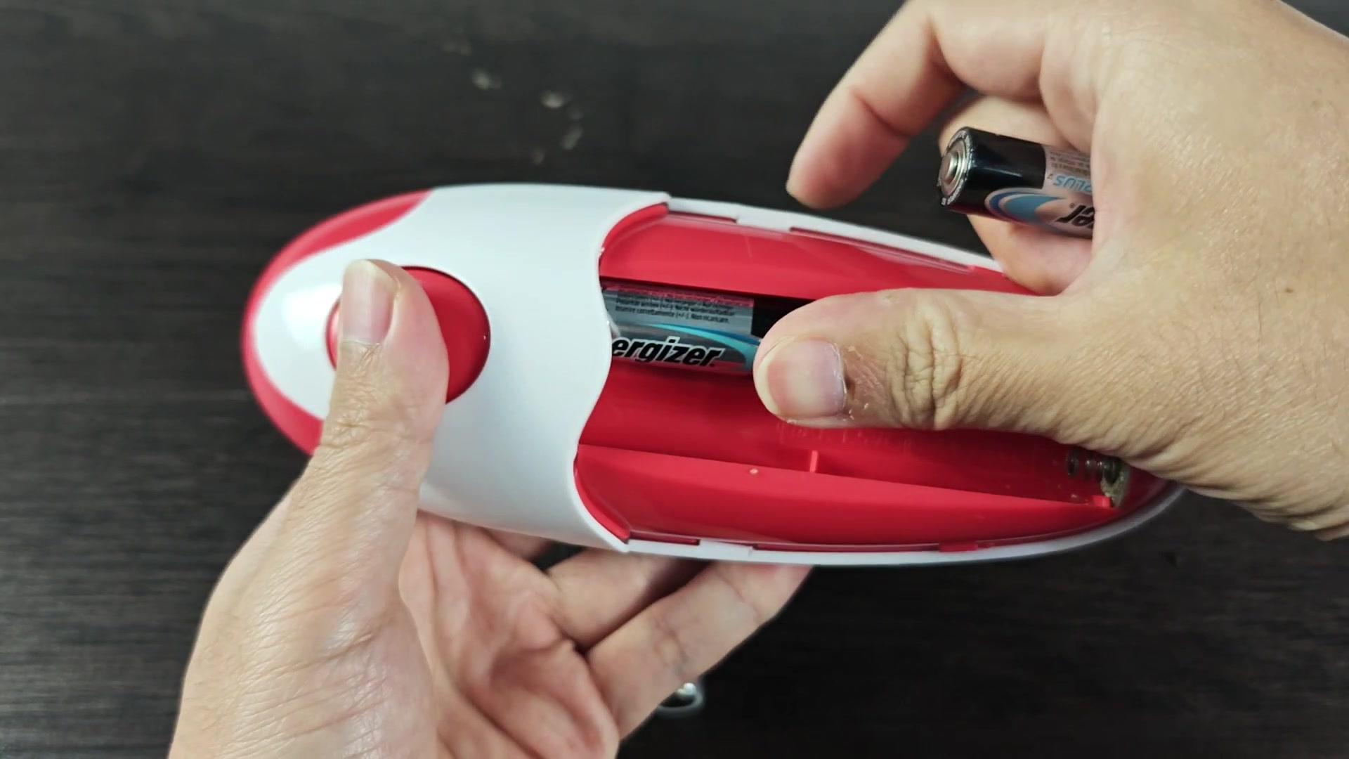 kitchen-mama-can-opener-battery-swap-anything-tricky-to-know-2.jpg