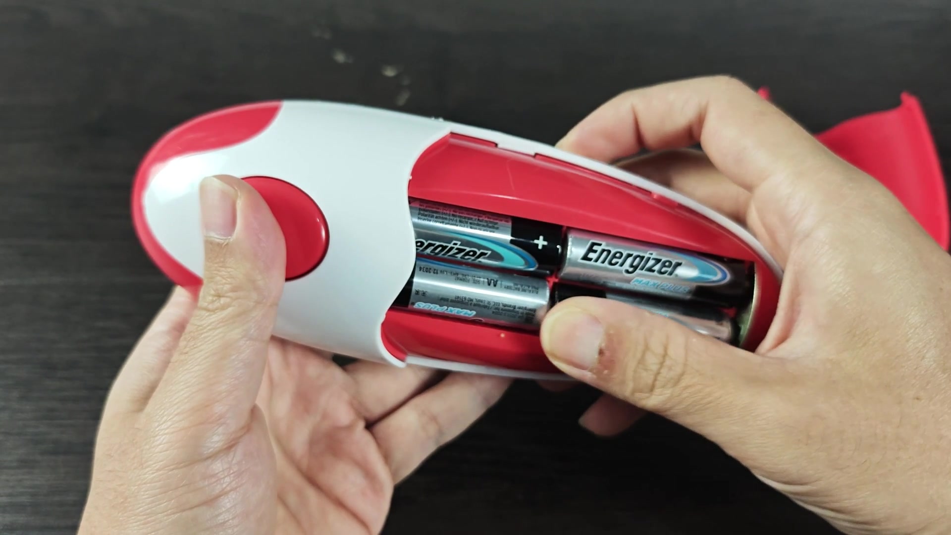 kitchen-mama-can-opener-battery-swap-anything-tricky-to-know-3.jpg