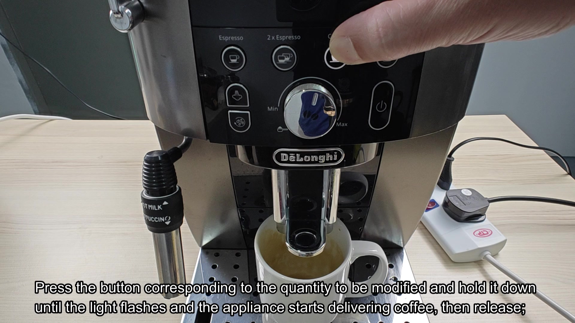 programming-custom-cup-size-on-the-de-longhi-magnifica-anyone-use-this-3.jpg