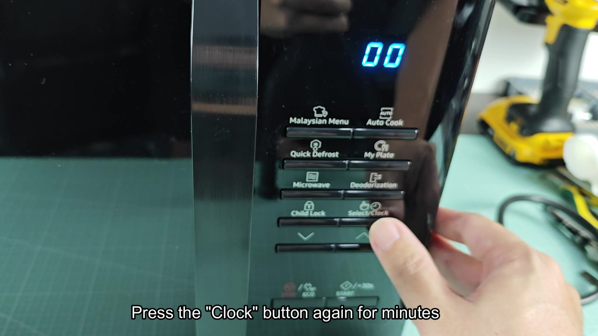 setting-the-clock-on-a-samsung-microwave-is-it-really-just-the-clock-button-2.jpg