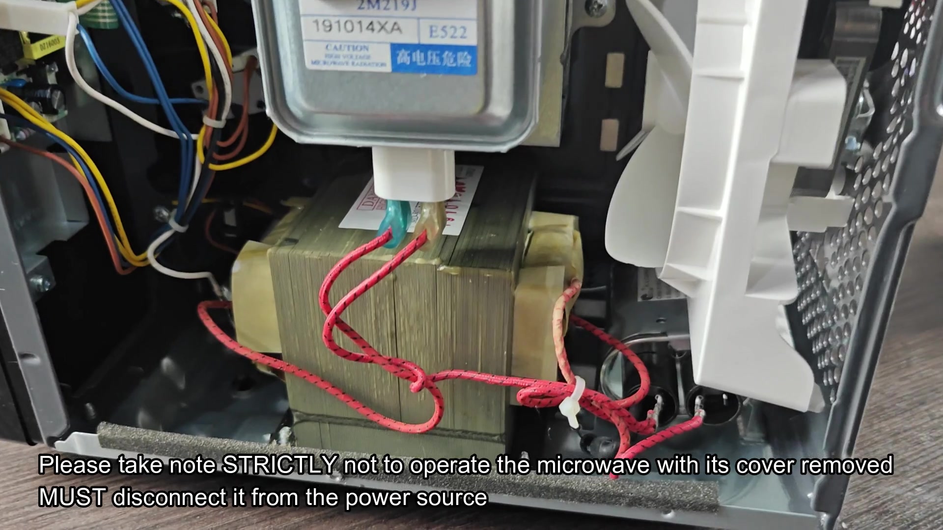 swapping-the-bulb-in-a-sharp-microwave-anything-tricky-to-watch-for-2.jpg
