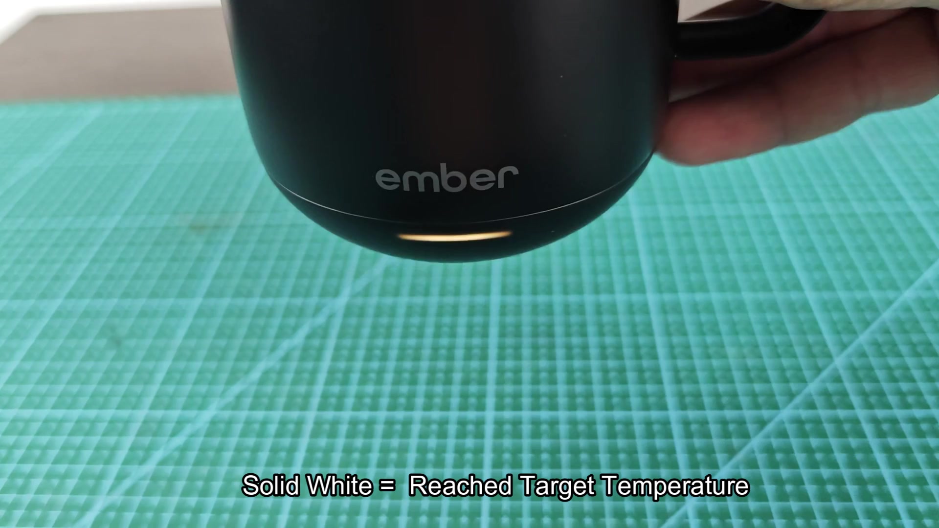 what-does-the-blinking-white-light-on-the-ember-mug-actually-mean-5.jpg