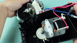 hamilton-beach-can-opener-teardown-just-the-back-screws-4.jpg