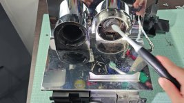 deep-cleaning-a-delonghi-la-specialista-how-often-is-realistic-4.jpg