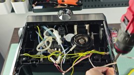 anyone-got-tips-on-opening-up-a-delonghi-la-specialista-1.jpg