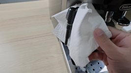 what-s-the-proper-way-to-clean-the-milk-frother-on-a-de-longhi-5.jpg